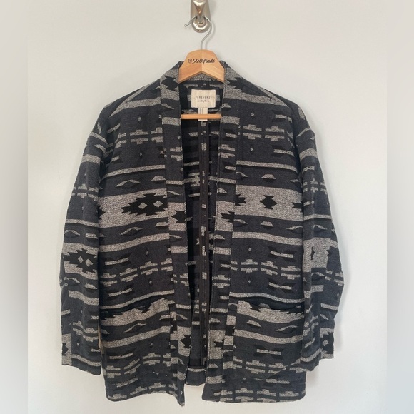 Forever 21 Southwestern Aztec Print Cardigan Open Front Sweater- Size Medium - Picture 7 of 7